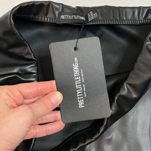 PrettyLittleThing Women's Faux Leather Mini Skirt 12 Black A-Line Pull On New - Picture 4 of 6